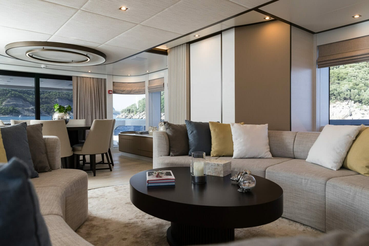 Alia Yachts Virgin Del Mar lounge and dinning area