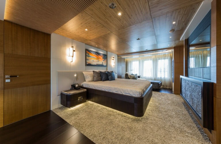 Alia Yachts RÜYA bedroom