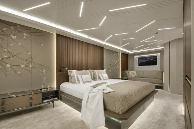 Alia Yachts AL WAAB bedroom